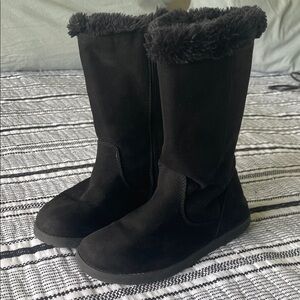 Cat & Jack Black Winter Boots with Fur Trim